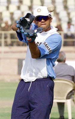 Rahul Dravid takes a catch on Wednesday during a practice session on the eve of the sixth one-day cricket match