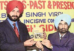 Cricketer Navjot Singh Sidhu releases Harbans Singh Virdi�s book 