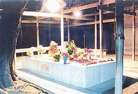 Visitors from the world over pay their respects to the founders