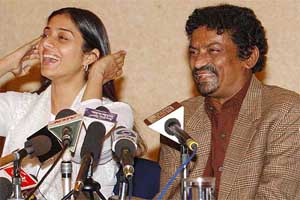 Film director Gautam Ghosh and actress Tabbu at a press conference
