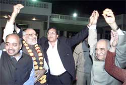 Jubilant BJP leaders celebrate at Prime Minister's residence
