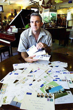 Gregory Pead, a 47-year-old Australian antique shop owner, plans to sell private letters