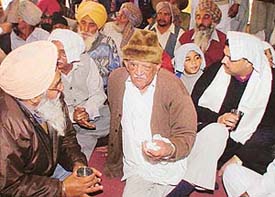 Mr Vidya Sagar Oswal interacts with people of his native village, Jodhan