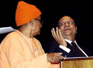 Noted industrialist Lord Swaraj Paul with Swami Prabhananda