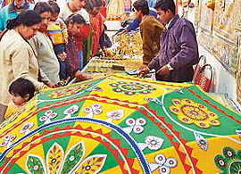 Visitors at the Orissa handicrafts and handlooms shilpi mela being held at Sector 17-C, Chandigarh