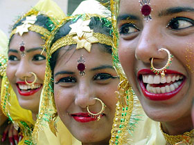 Indian girls participate in a three-day cultural festival in Bhopal 