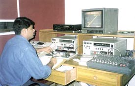 State-of-the-art training equipment is available at the Foundation Institute for Learning Media