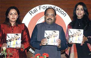 Member of Parliament Amar Singh, former MP and Bollywood personality Jaya Pradha and former Miss India Manpreet Brar