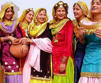 The giddha team of APJ College, Jalandhar, in a light mood