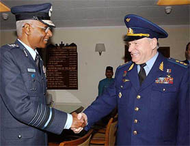 Air Chief Marshal S. Krishnaswamy welcomes Russian Air Force Commander-in-Chief