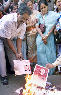 Shiv Sena activists burn Valentine's Day cards