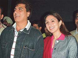 Film star Raj Babbar and daughter Juhi Babbar were in the city