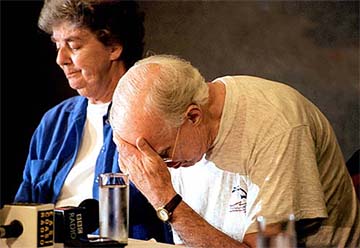 Derek Bond of weeps while addressing a Press conference 