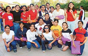 MCM-DAV-36 eves who took part in the annual athletics 