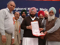 Punjab Chief Minister Capt Amrinder Singh honours Gursewak Singh 