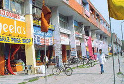 A view of the Sector 20-C and 20-D market.