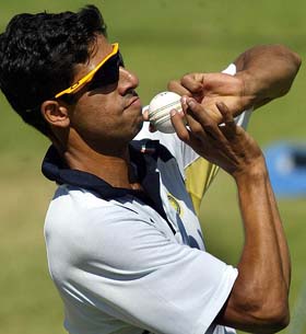 Ashish Nehra bowls during a practice session in Johannesburg