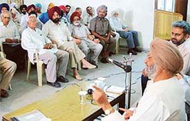 Santokh Singh Dhir, eminent Punjabi writer, speaks at a seminar