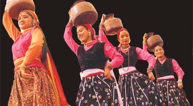 Artistes from Uttaranchal present a cultural programme