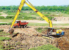 Machines have been pressed into service ahead of the annual schedule for removing silt at the Sukhna Lake 