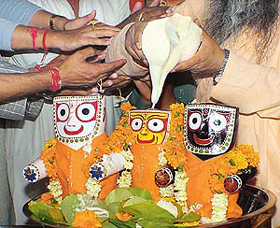 Devotees take part in �abhishek� ceremony on the occasion of Sh Jagannath Annual Utsav in Sanatan Dharam Radha Vrindavan Chander Mandir in Sector 12, Panchkula