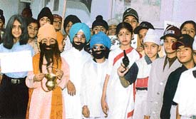 Kids of Guru Nanak Public International School take part in a fancy dress show