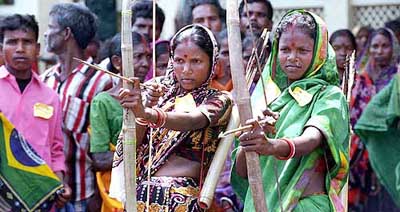 Tribals of the Lodha-Shabar community demonstrate at a rally