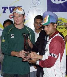 Indian skipper Saurav Ganguly and South Africa captain Graeme Smith
