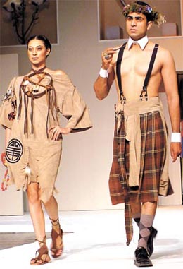 Students of Wigan & Leigh during the fashion show Quintessence-03