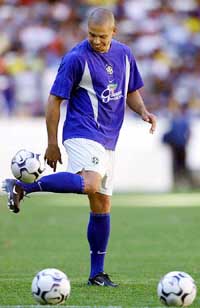 Brazilian player Ronaldo plays during the training session at the Jalisco stadium on Tuesday 