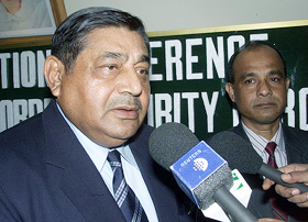 Director-General of the Border Security Force of India Ajay Raj Sharma and Major-General Jahangir Alam Chowdhury