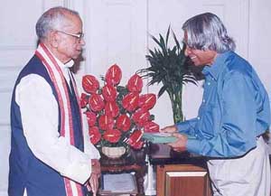 President A.P.J. Abdul Kalam with newly appointed Gujarat Governor