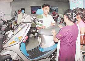 You too can take up the job of a salesman in the summers of 2003.