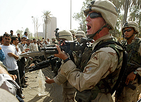US troops guard Baghdad's main base in the presidential palace area 
