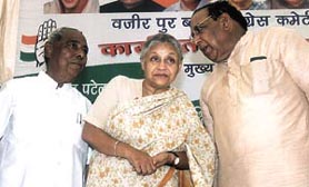 Industry Minister Deep Chand Bandhu, Chief Minister Sheila Dikshit and DPCC President Chaudhary Prem Singh at a block level convention in the Capital on Sunday