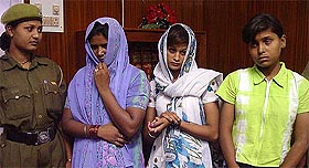 Three call girls arrested by the police