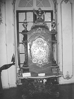 A rare clock, which used to show the time in 12 cities