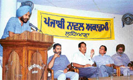 A discussion on "Kaurav Sabha", a novel written by Mitter Sen Meet