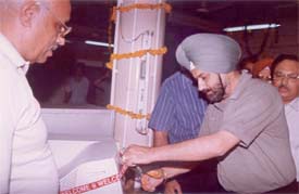 Mr G.S.Julka, General Manager, BSNL, inaugurates CBS facility at the Punjab National Bank branch in Model Town