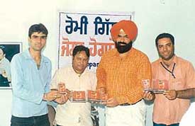 Mr Harcharan Singh Bhullar, SP, SAS Nagar, releases "Jogan Hogaye Ve"