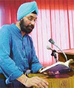 Navtej Sarna