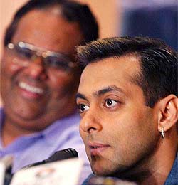 Bollywood star Salman Khan and director Satish Kaushik at a press meet of their forthcoming film ��Tere Naam�� in New Delhi