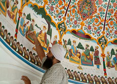 Frescos of Hindu gods, including Ram and Krishna, have disappeared during the ‘kar seva’ being carried out by Baba Jagtar Singh at the behest of the SGPC