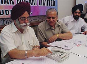 Mr Prithipal Singh, CMD of BSNL, launches AMS technology in Ludhiana