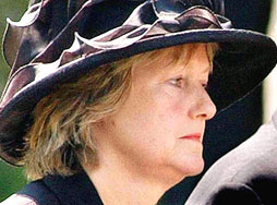 Janice Kelly, widow of Britain's Iraq weapons expert David Kelly, arrives for his funeral 