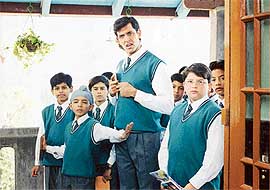 Hrithik Roshan and child artistes