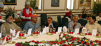 Zafarullah Khan Jamali, Prime Minister of Pakistan, hosts a lunch in honour of the visiting Indian delegation at the Prime Minister's House in Islamabad
