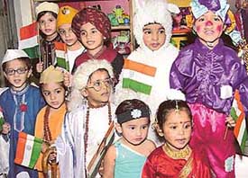 Kids of Evergreen Academy, Sector 34, participate in Independence Day celebrations 