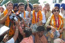 A 12-member delegation of MPs from Pakistan on its arrival at the Wagah