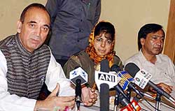 Pradesh Congress Committee chief Ghulam Nabi Azad, president of the Peoples Democratic Party Mehbooba Mufti and state secretary of CPM Mohammad Yousuf Tarigami talk to mediapersons